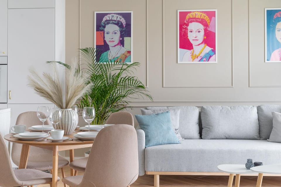 Living room, Decorative detail