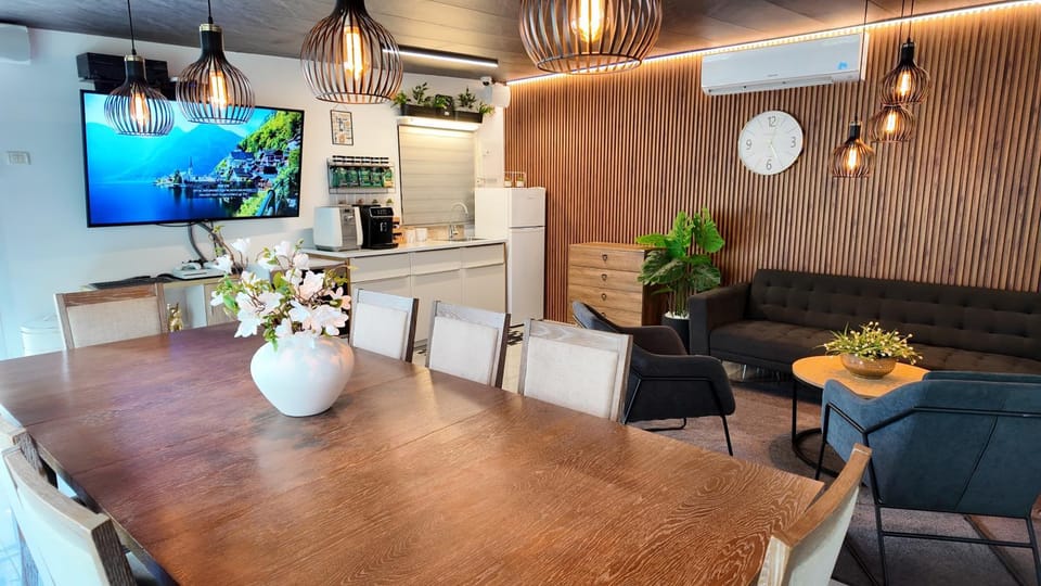 Lounge or bar