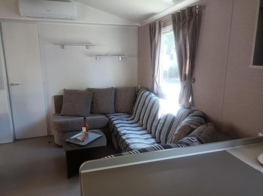 Mobil-Home FO 30 à Vias - La Carabasse - Camping Siblu avec piscine payante House in Vias