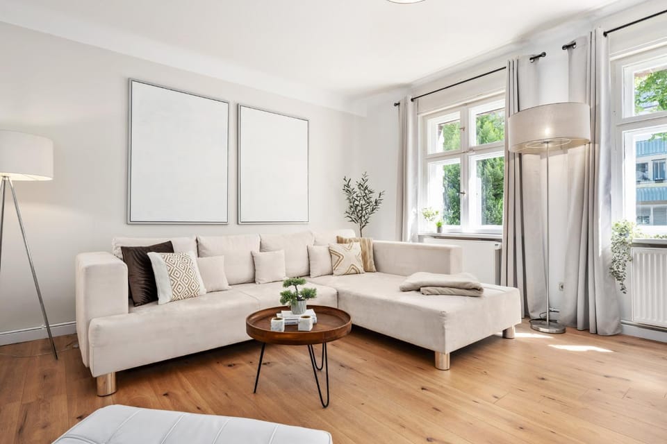 Living room, Photo of the whole room, Seating area, internet