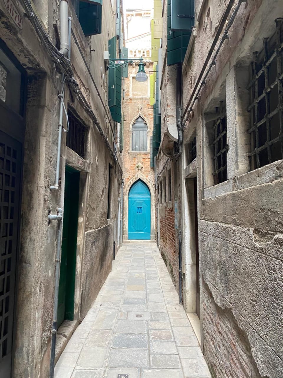 Landmark view, Street view, Quiet street view