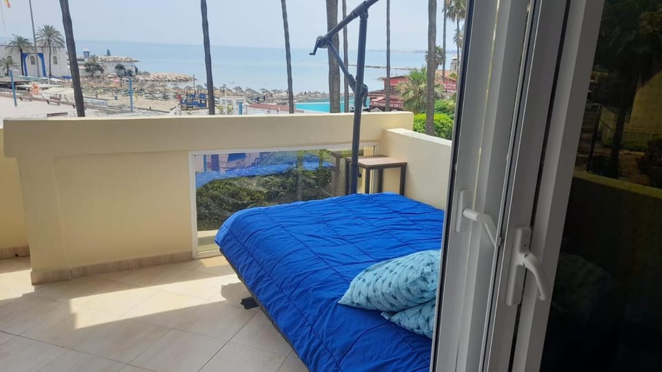 View (from property/room), Balcony/Terrace