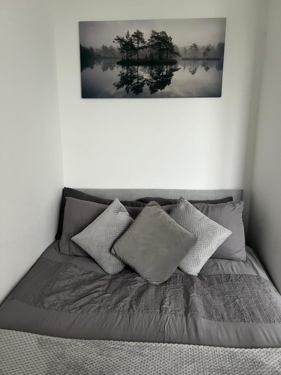 2 Bedroom Flat Ground Floor in Town Center Wellingborough Apartment in Wellingborough