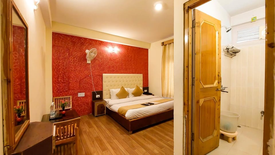 Bed, Photo of the whole room