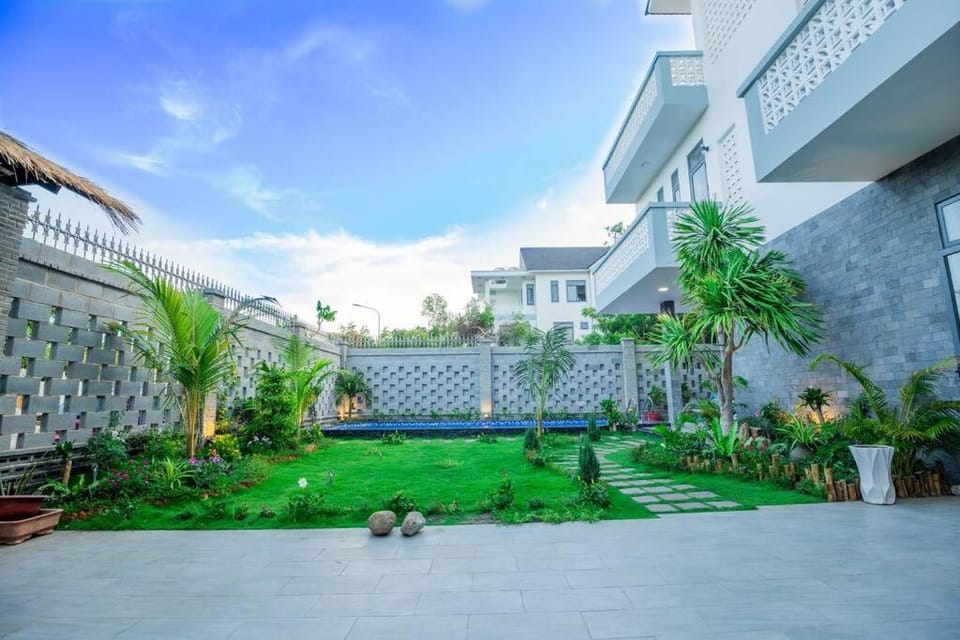 Palm Villa 27 - 50M To The Sea Villa in Vung Tau
