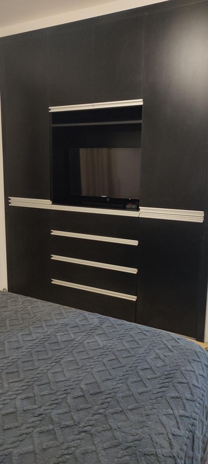 Bedroom, wardrobe