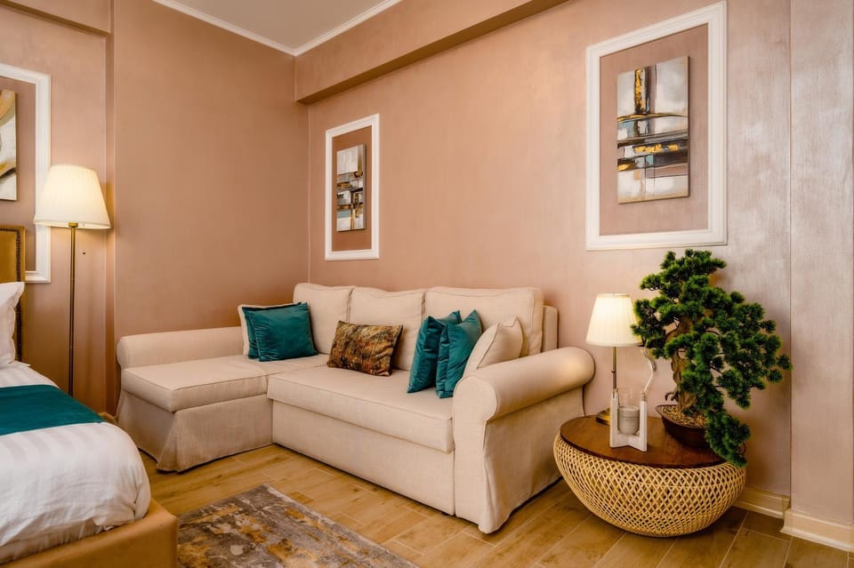 Living room, Seating area