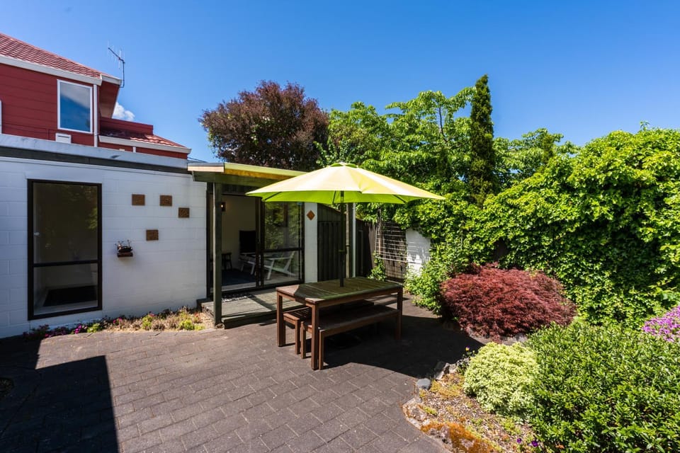 Garden, Balcony/Terrace