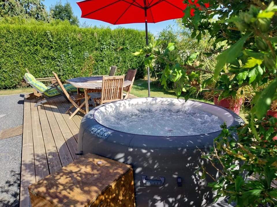 Hot Tub, Spa and wellness centre/facilities