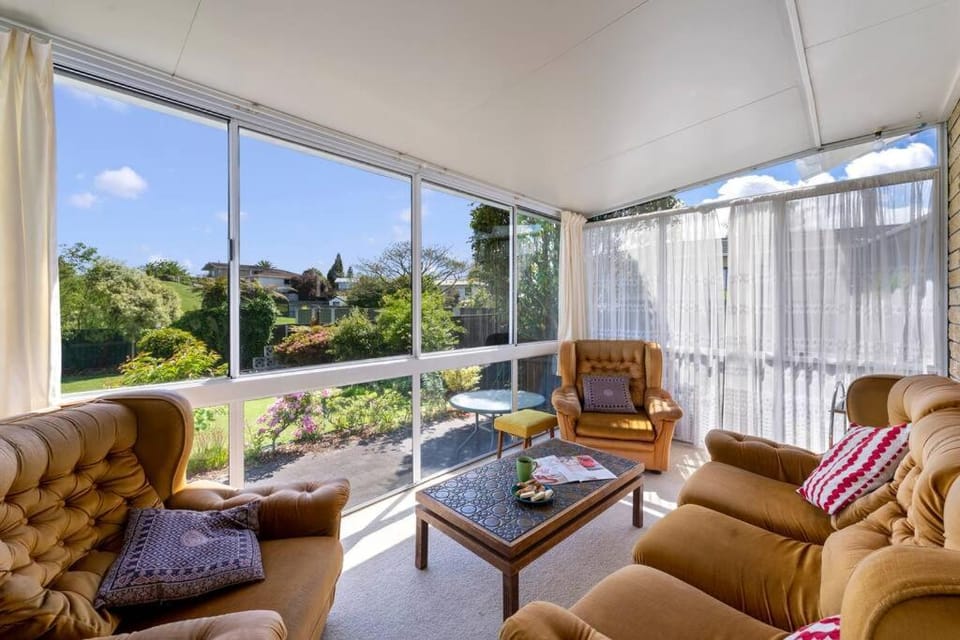View (from property/room), Seating area, Garden view