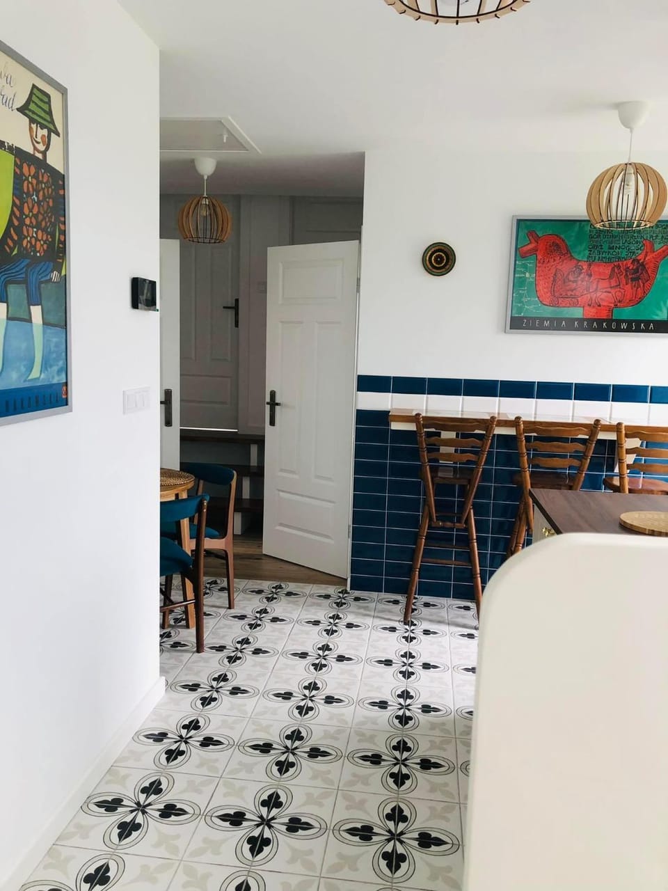 Seating area, Dining area