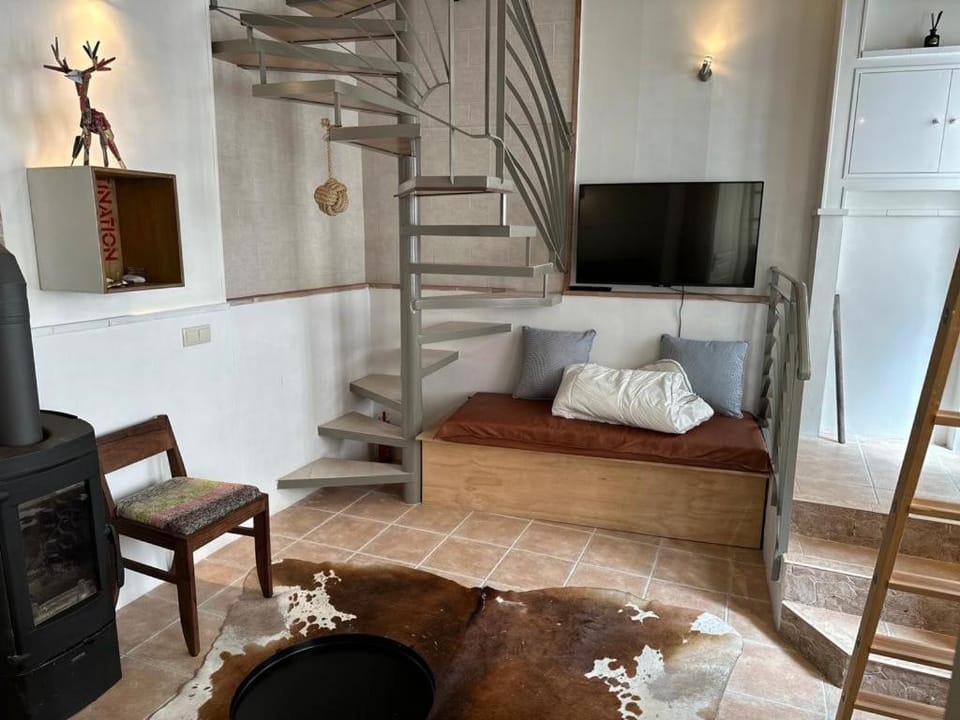 100 meters from the Beach! Rua da Paz Nazaré House in Nazaré