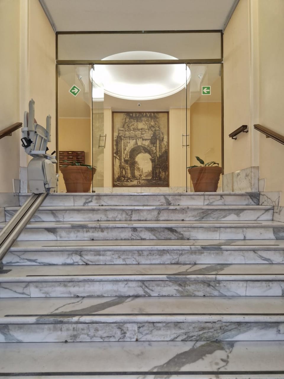 CorneliaGuestHouse Bed and Breakfast in Rome