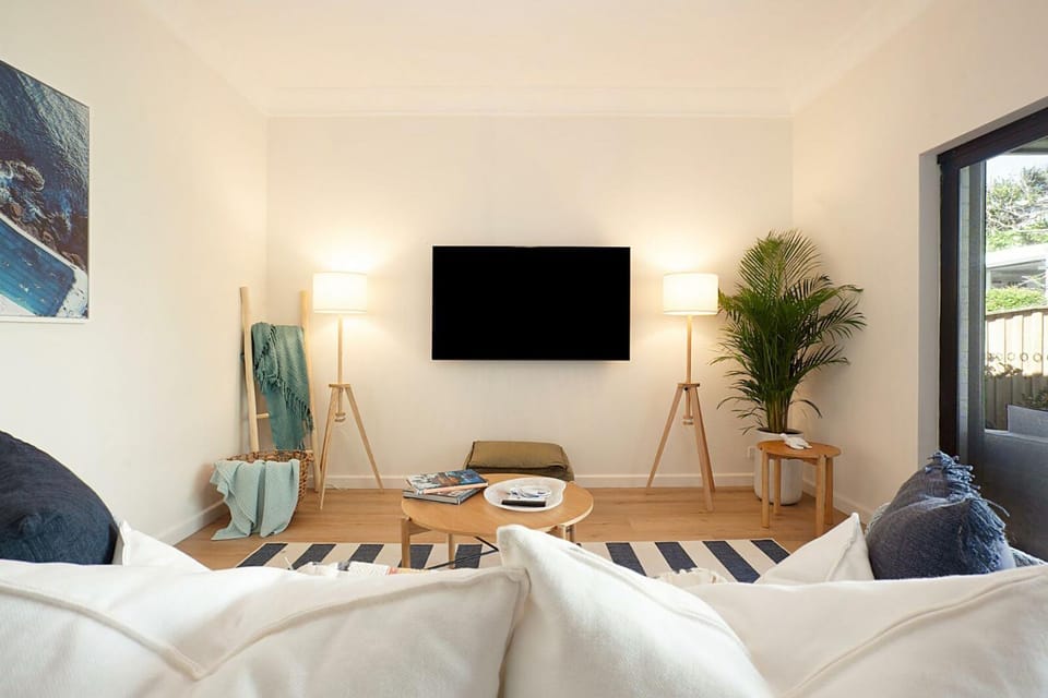 Coastal Tamarama House in Sydney