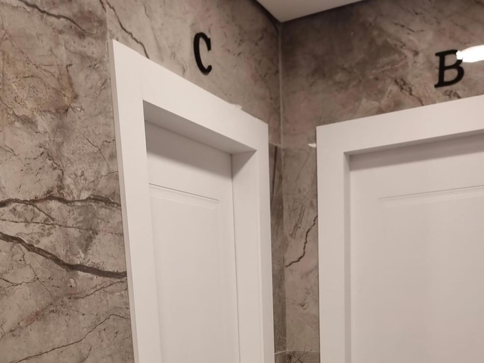 הברון baron Apartment in Center District