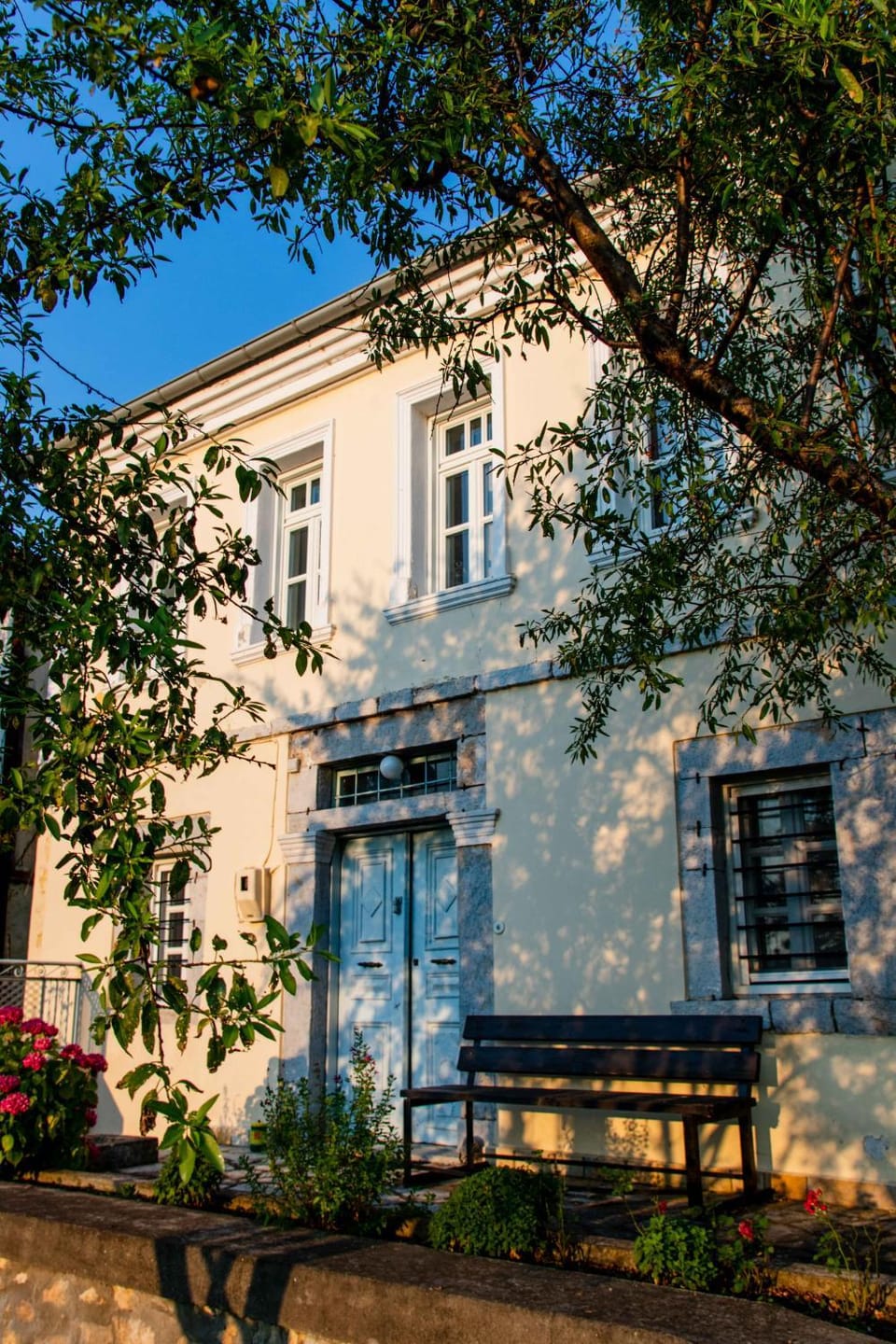 Property building, Garden