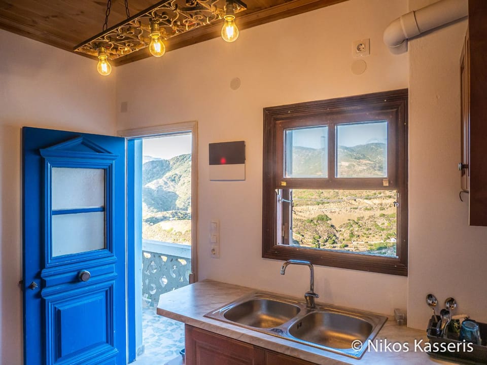 Olympos apt with amazing mountain view Apartment in Karpathos, 857 00, Greece
