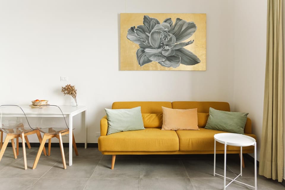 Living room, Lunch