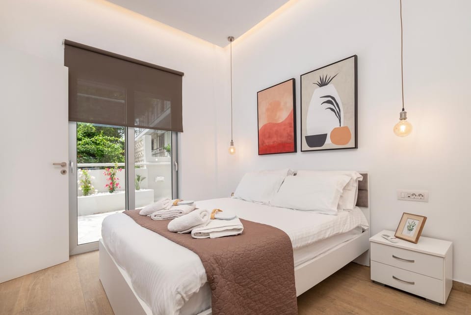Hyacinthus Executive Suite 5 Min to BEACH Apartment in Kos