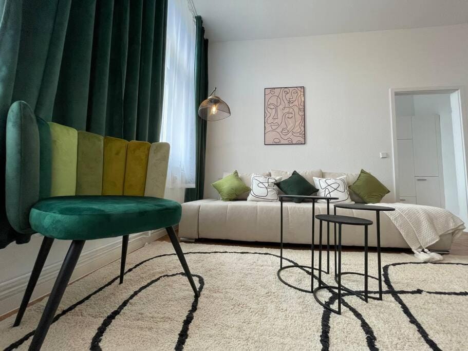 LUCKY STAYS LS12 - Vollausstattung - Zentrum - große Küche - 2 Zimmer - Smart-TV Apartment in Magdeburg