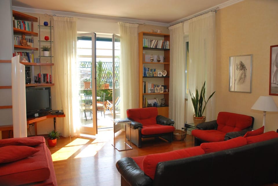 Attico Monteverde Bed and Breakfast in Rome