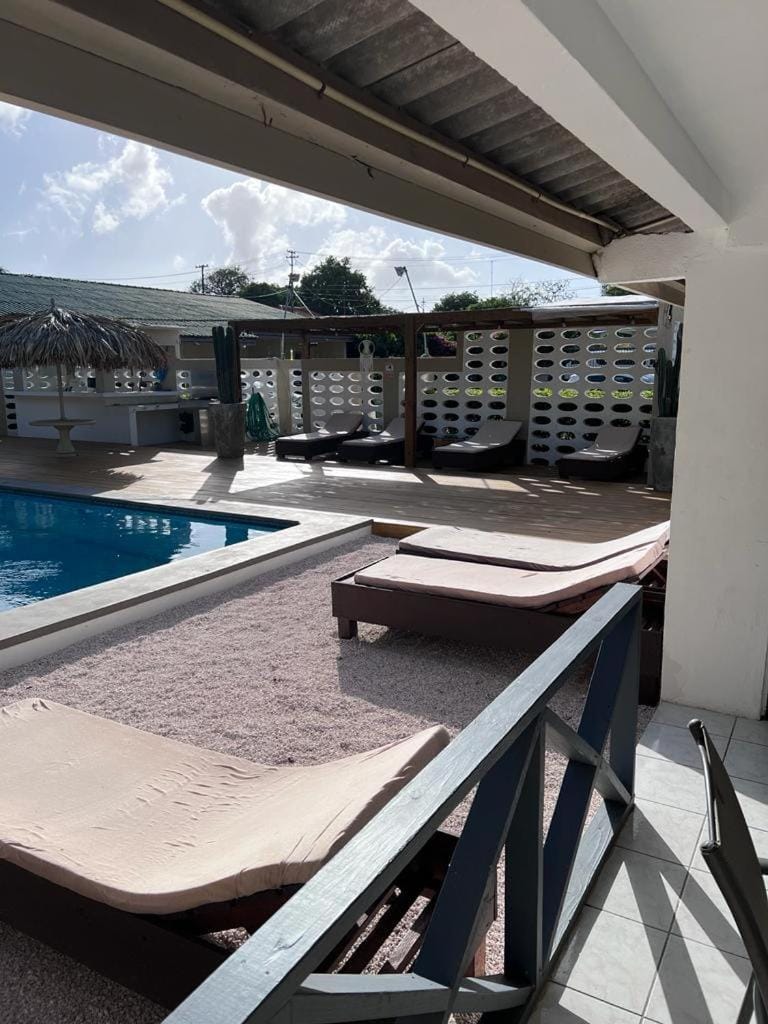 Kenepa Apartments Resort in Willemstad