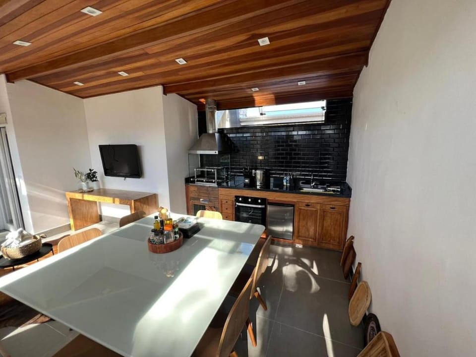 LVR 14 - Cobertura com churrasqueira e próximo ao Capivari Apartment in Campos do Jordão