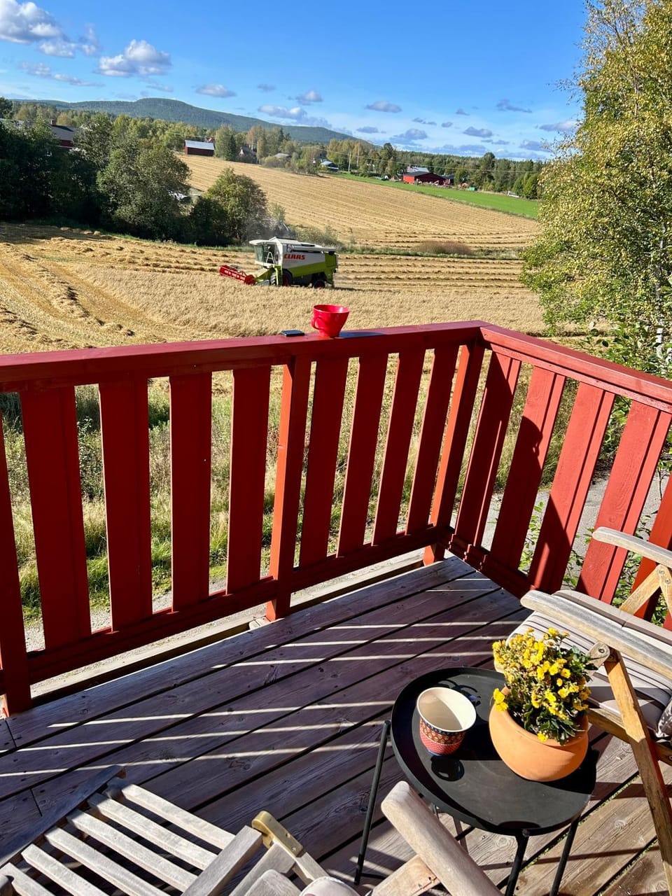 Day, Natural landscape, Balcony/Terrace, Mountain view