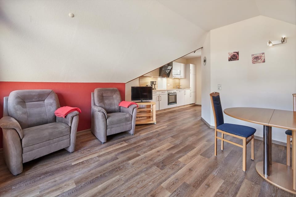 Kitchen or kitchenette, Living room, Dining area