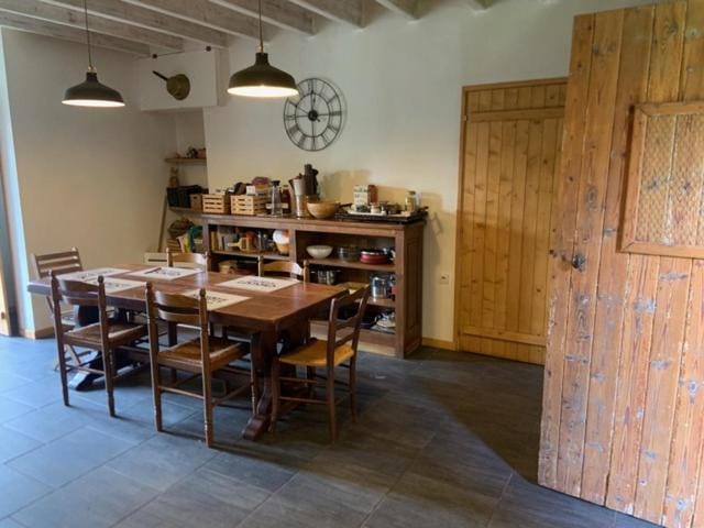 Restaurant/places to eat, Coffee/tea facilities, Kitchen or kitchenette, Food and drinks, Banquet/Function facilities, Dining area, Food