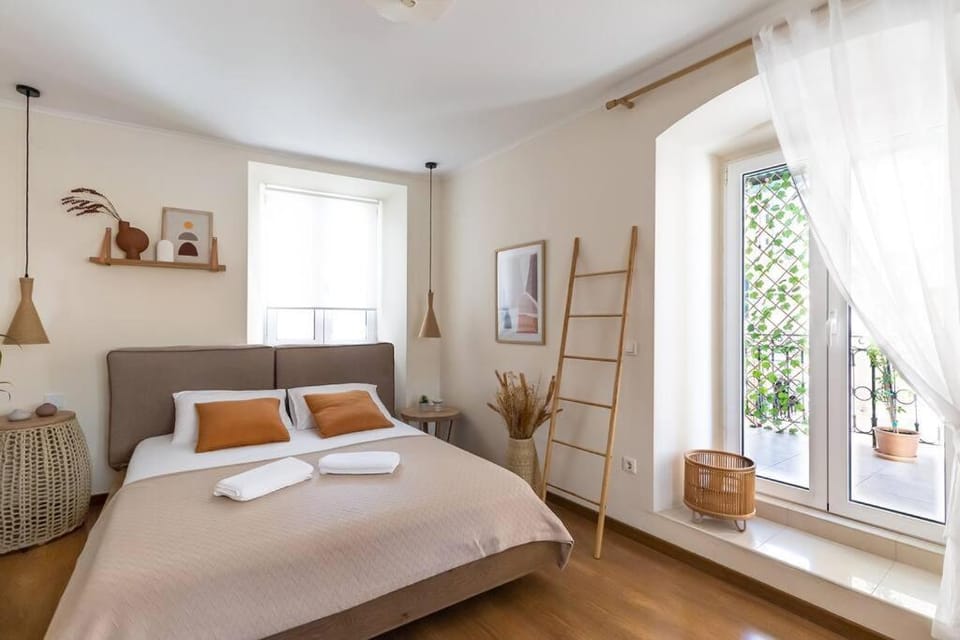 Zen Retreat In The Historic Center with a Huge Balcony Apartment in Corfu