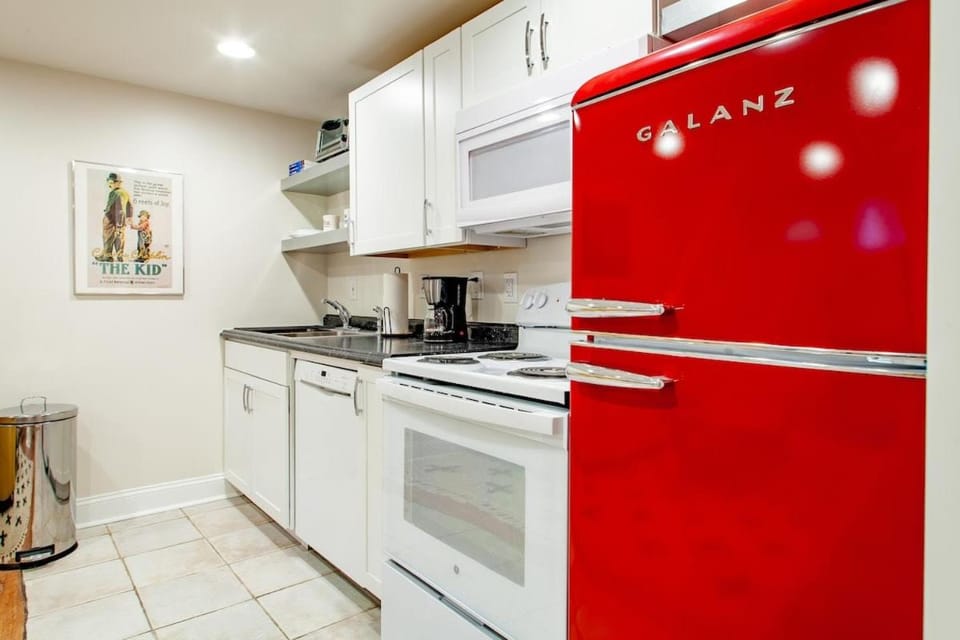 Stay Cozy in CoHi DC Apartment in District of Columbia