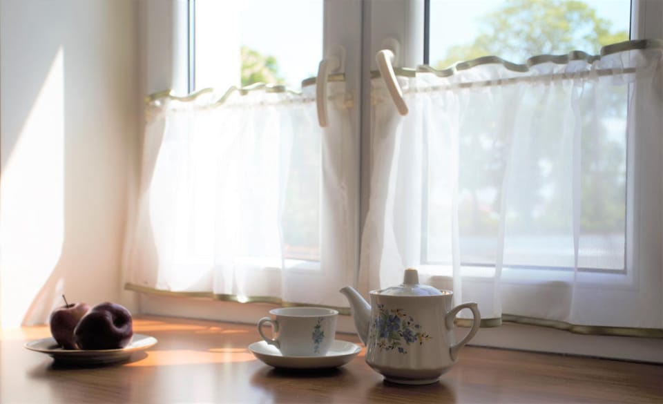 Coffee/tea facilities, kitchen