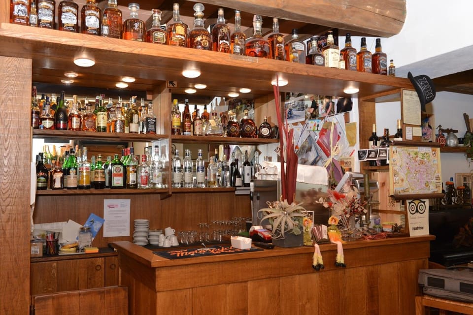 Lounge or bar