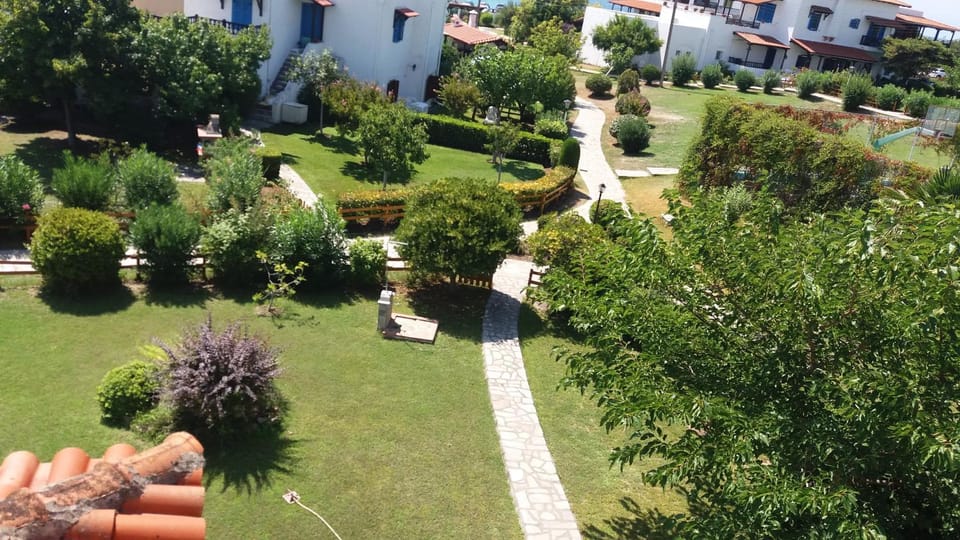 Garden, Garden view