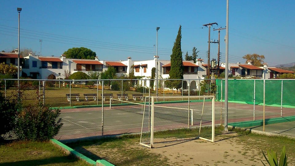 Tennis court