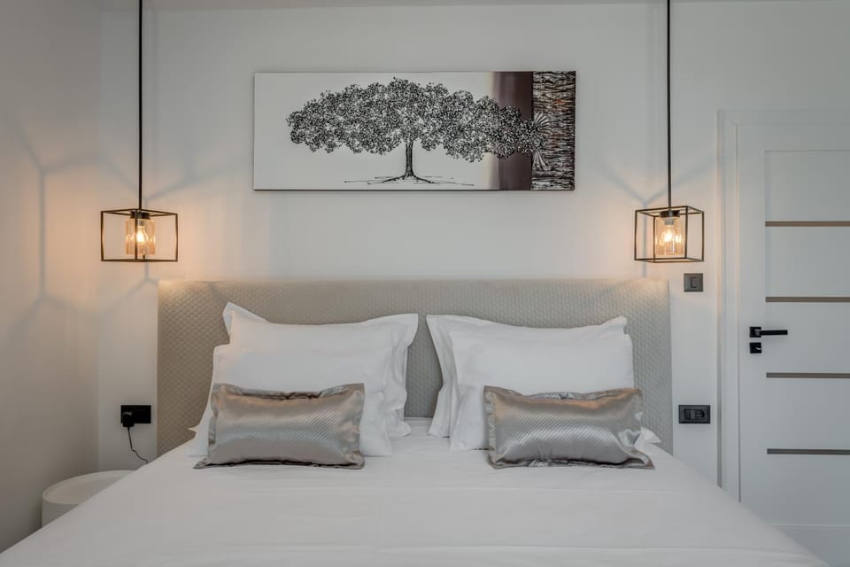 Spring, Bed, Day, Summer, Bedroom, Time of day