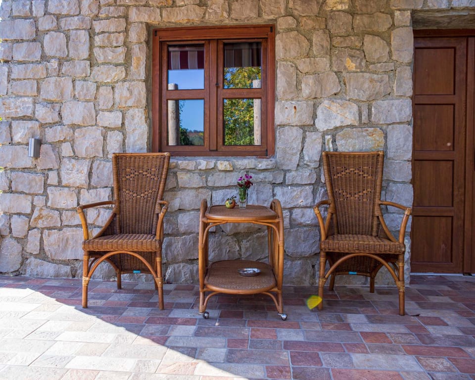 Patio, Day, Seating area