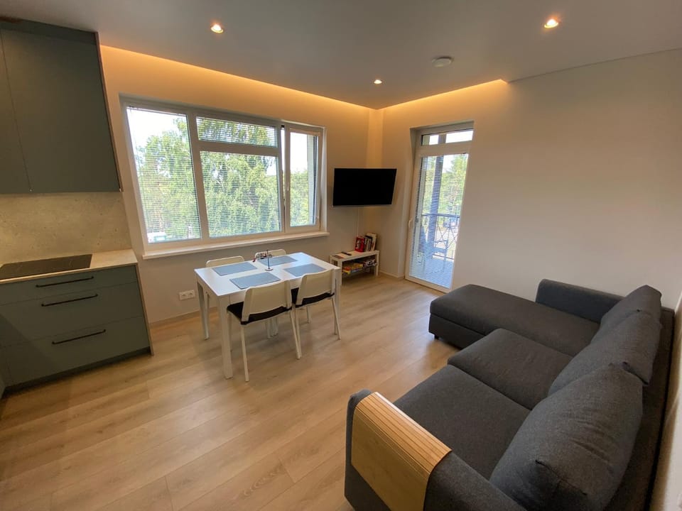 Bed, TV and multimedia