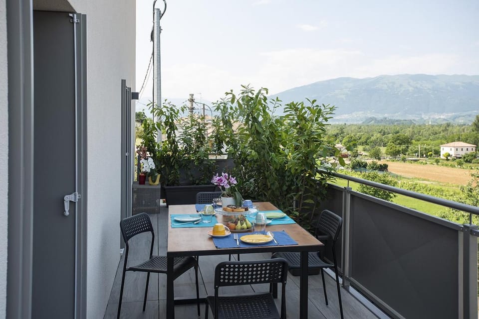 View (from property/room), Balcony/Terrace