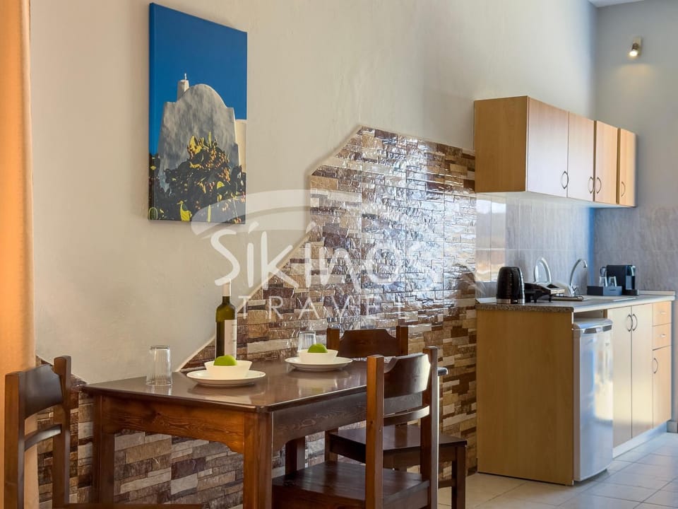 Galini Apartments Sikinos Travel Apartment hotel in Decentralized Administration of the Aegean