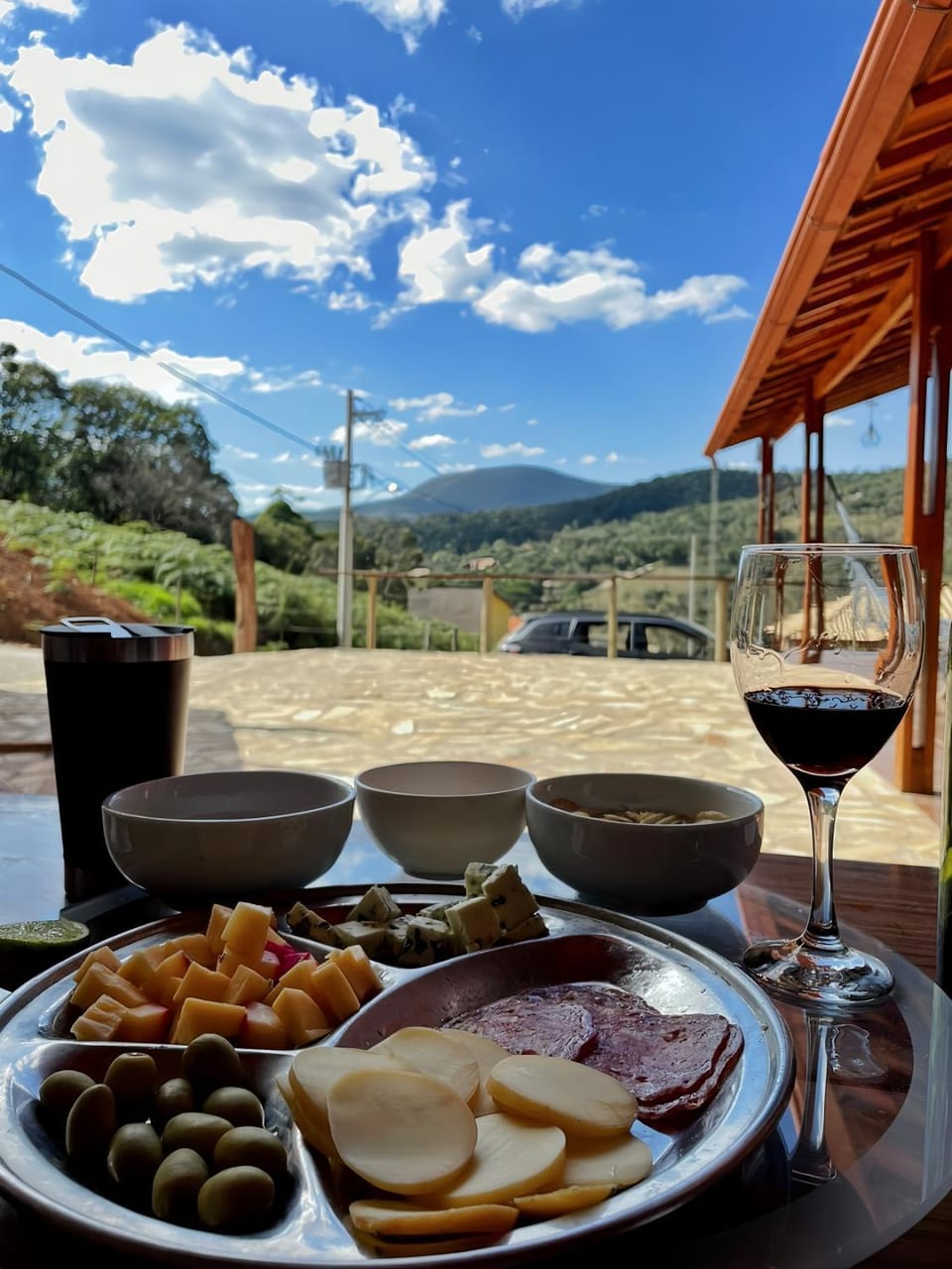 Day, Natural landscape, Food and drinks, Food, Mountain view