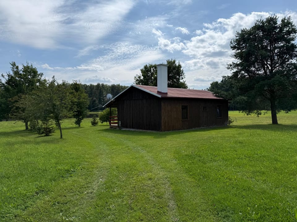 Drewniany domek nad stawami House in Poland