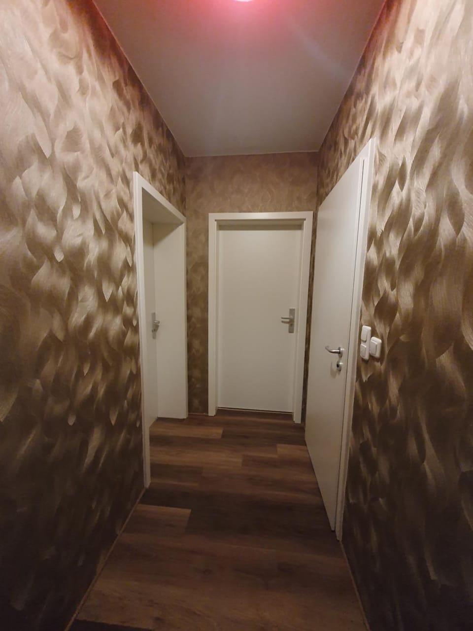 Property building, furniture, heating, internet, locker, locker, soundproof, washing machine