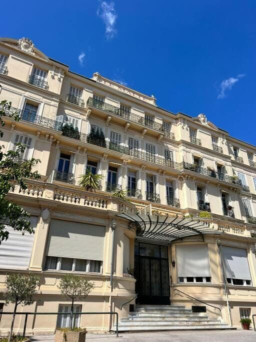 Appartement Centre ville Menton Apartment in Menton
