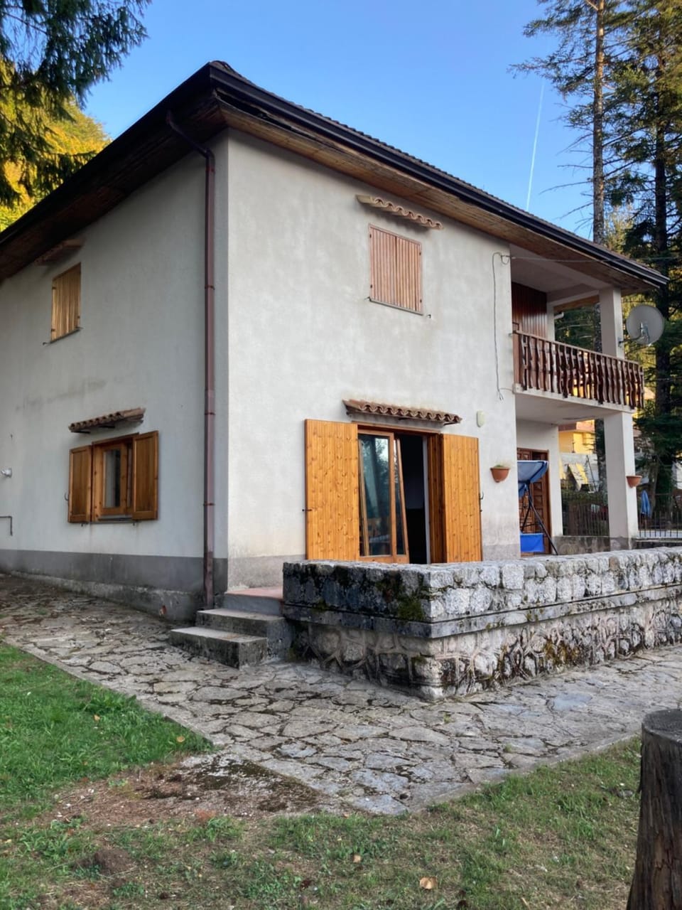 Property building, Day