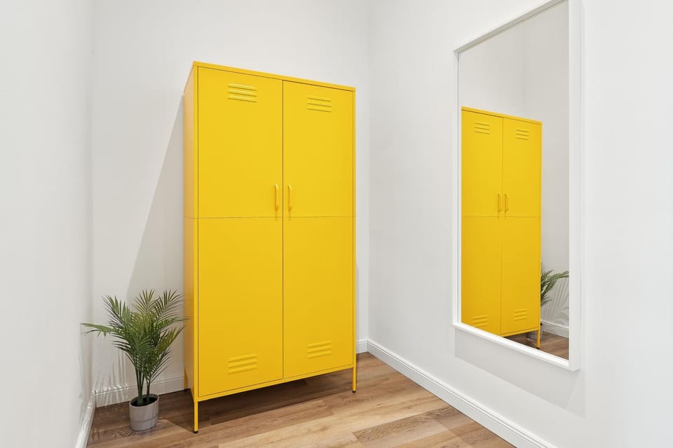 wardrobe