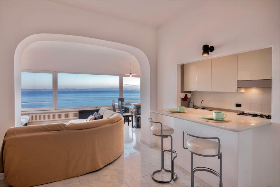 View (from property/room), Living room, Sea view, kitchen