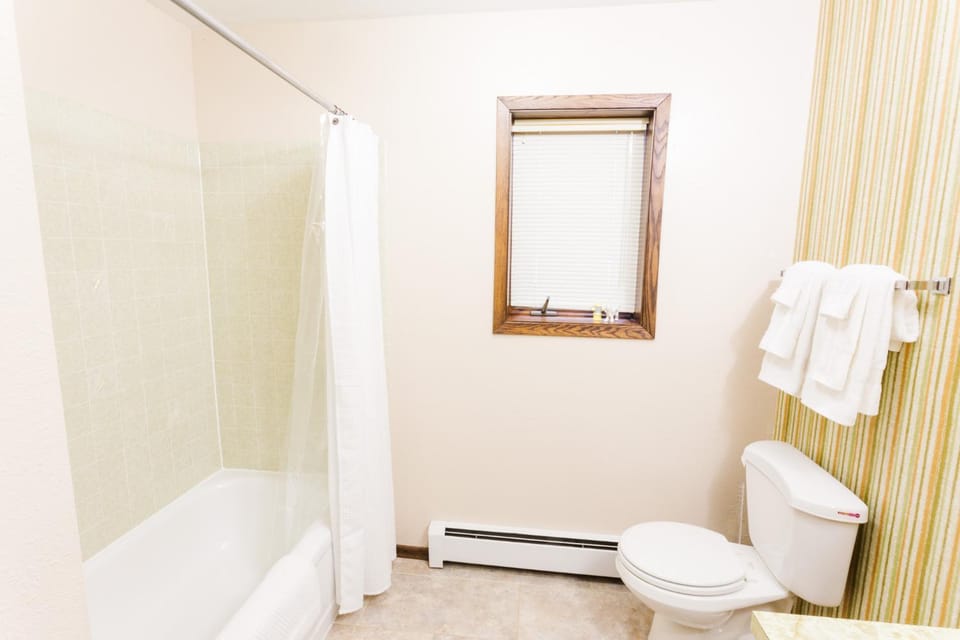 Bathroom, Bath