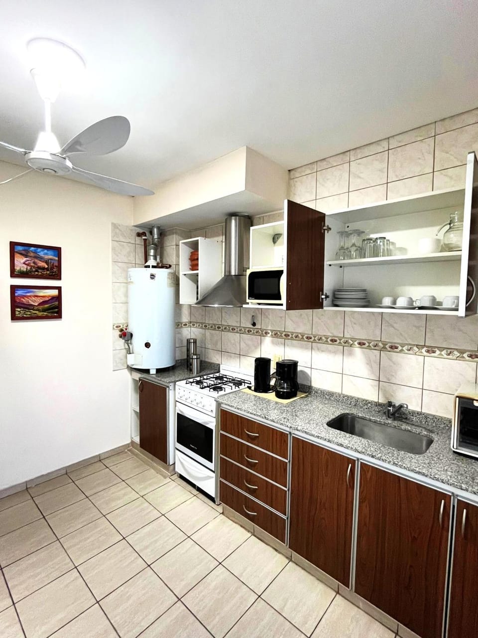 Kitchen or kitchenette